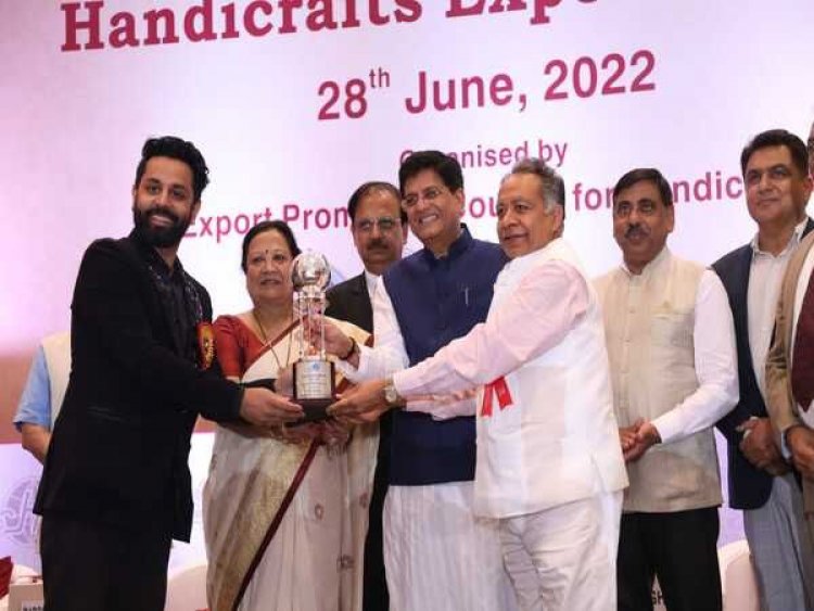 Designco gets felicitated with several prestigious awards at the 23rd Handicrafts Export Awards